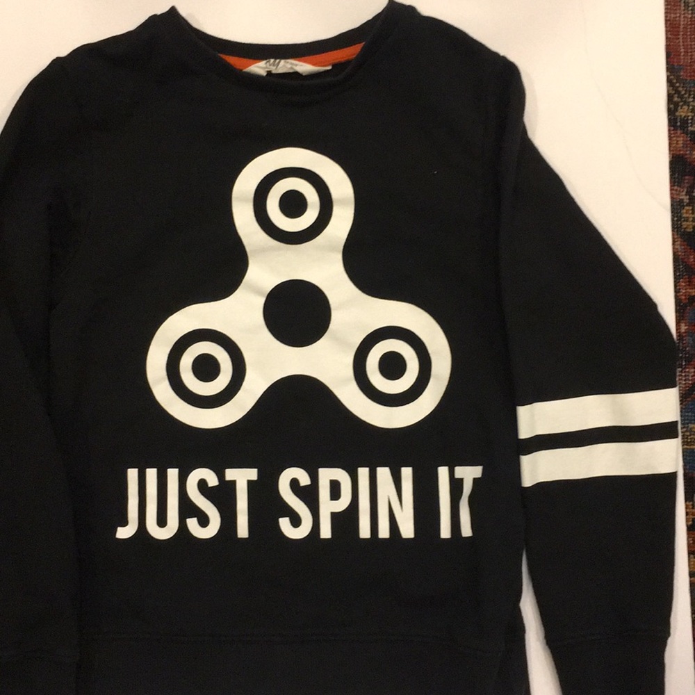 H&M Big Boys Black Sweat Shirt